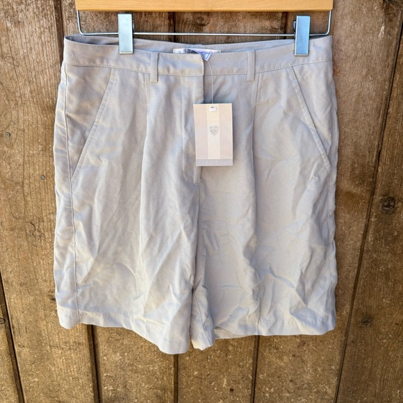 Nike Pants - NEW Nike Golf Dri-Fit Womens Size 8 Gray Golf Shorts Lightweight Active Preppy
